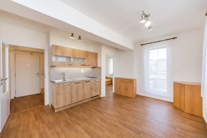 Prodej bytu 2+kk, Praha - Strašnice, Věšínova, 36 m2