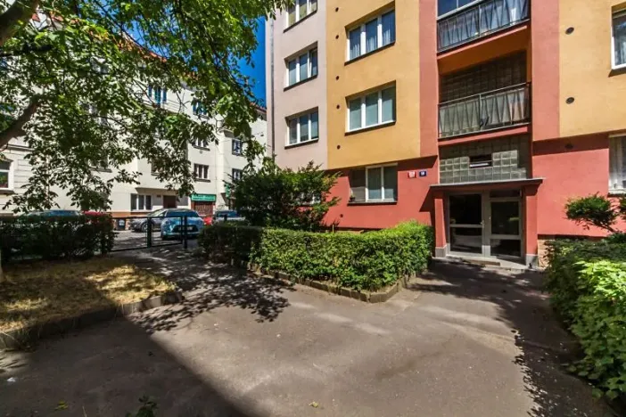 Prodej bytu 2+kk, Praha - Strašnice, Věšínova, 36 m2