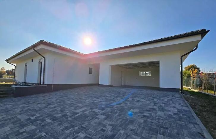 Pronájem rodinného domu, Svojetice, 200 m2