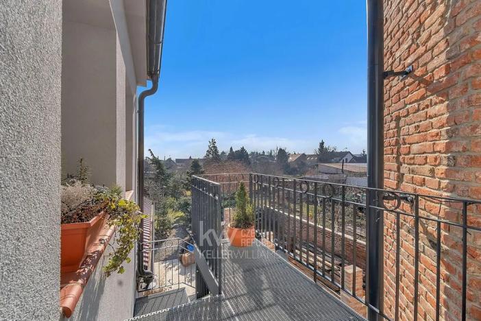 Pronájem rodinného domu, Velim, Palackého, 270 m2