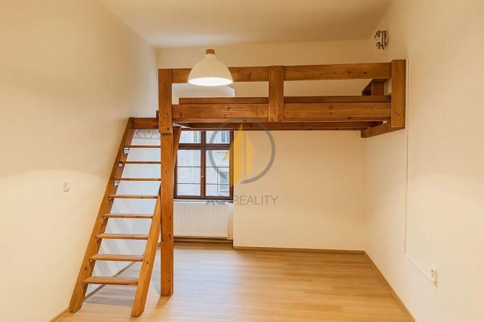 Pronájem bytu 2+1, Jičín, Chelčického, 65 m2