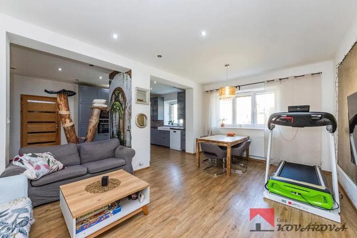 Prodej rodinného domu, Černuc, 126 m2