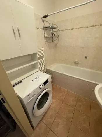 Pronájem bytu 1+kk, Pardubice, Dubinská, 40 m2