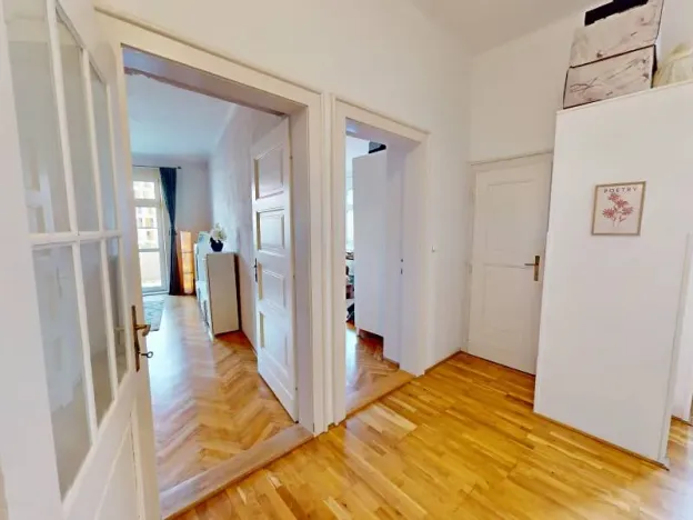 Prodej bytu 2+1, Praha - Holešovice, U Uranie, 55 m2