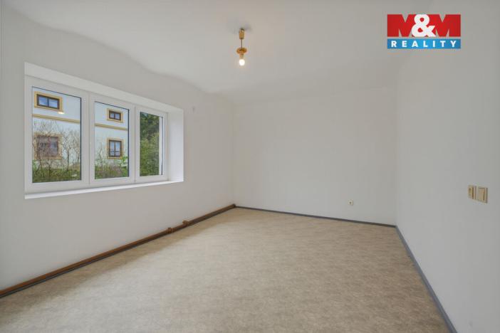 Prodej bytu 2+1, Meziměstí - Starostín, 65 m2