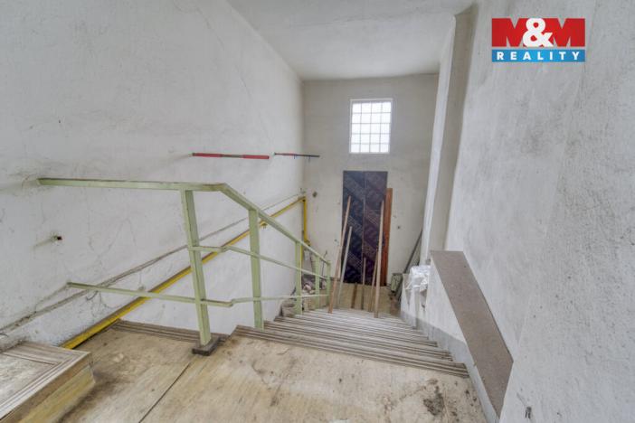 Prodej rodinného domu, Karlovy Vary - Dvory, Chebská, 203 m2