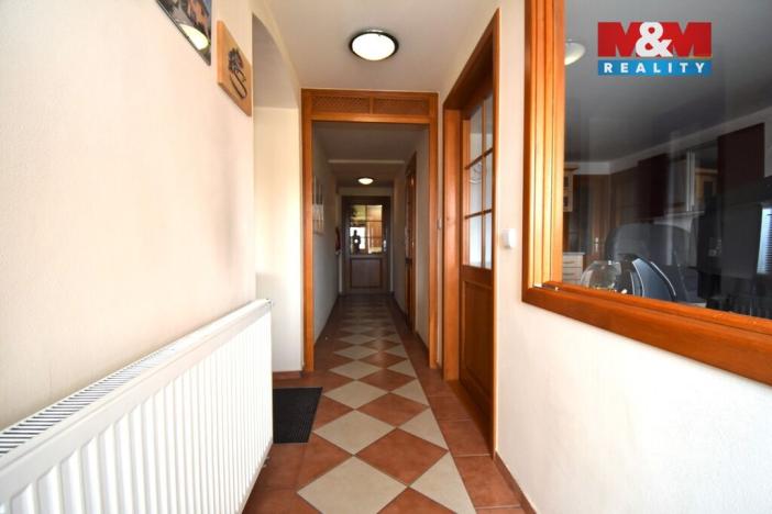 Prodej výrobních prostor, Spálov, 1200 m2