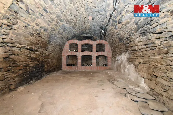 Prodej výrobních prostor, Spálov, 1200 m2