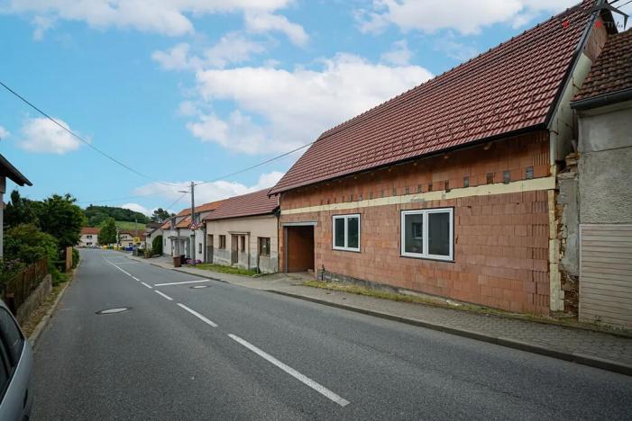 Prodej rodinného domu, Lažánky, 170 m2