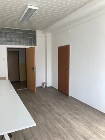 Pronájem kanceláře, Liberec, Švermova, 18 m2