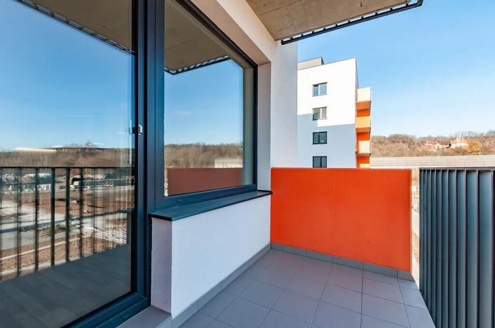 Pronájem bytu 2+kk, Praha - Vysočany, Strnadových, 55 m2