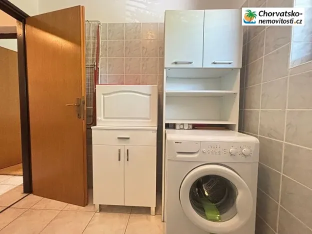 Prodej bytu 2+kk, Novalja, Chorvatsko, 41 m2