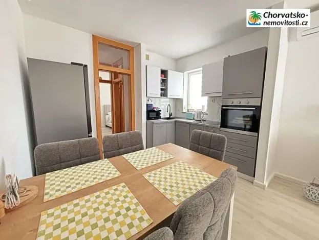 Prodej bytu 3+kk, Novalja, Chorvatsko, Samorašnji put, 67 m2