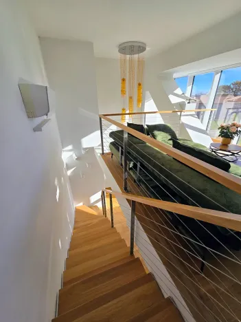 Pronájem atypického bytu, Praha - Smíchov, Holečkova, 143 m2