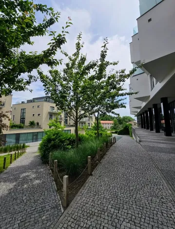 Pronájem atypického bytu, Praha - Smíchov, Holečkova, 143 m2