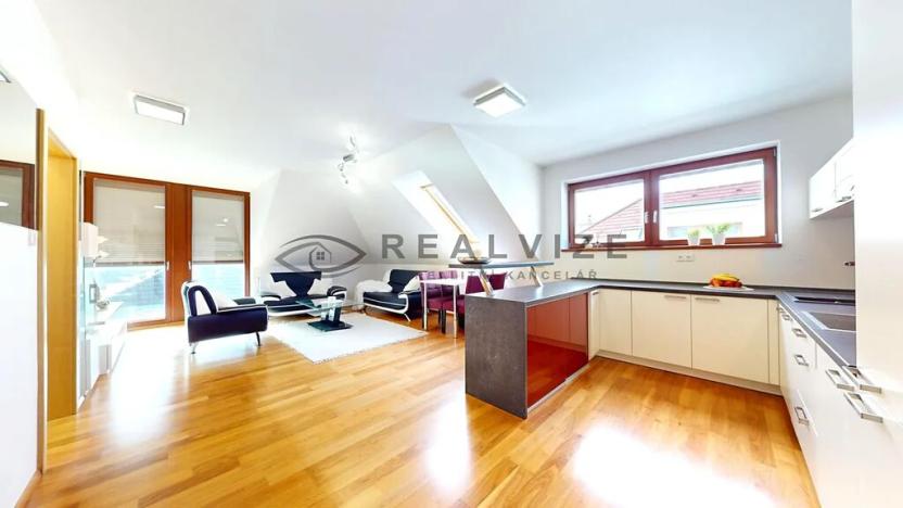 Prodej bytu 3+kk, Hluboká nad Vltavou, Masarykova, 83 m2