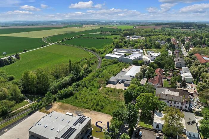 Prodej výrobních prostor, Milovice, Italská, 1819 m2