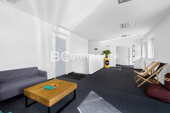 Prodej kanceláře, Brno, Holzova, 640 m2