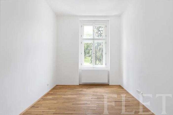 Pronájem bytu 1+kk, Praha - Nusle, Lumírova, 31 m2