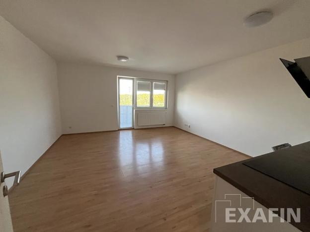 Pronájem bytu 1+kk, Praha - Horní Měcholupy, Hornoměcholupská, 37 m2