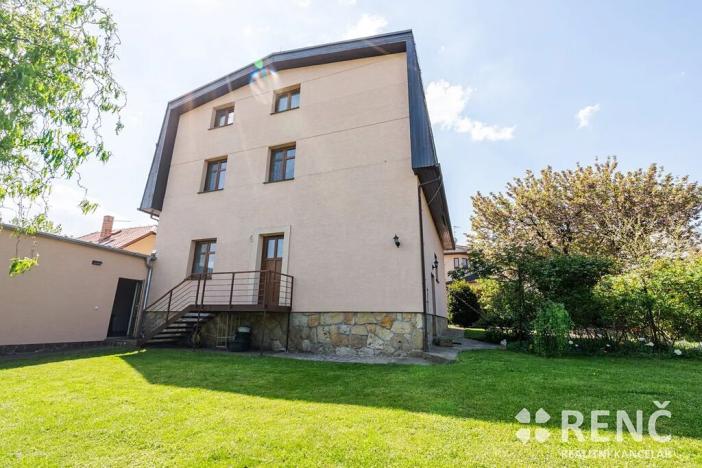 Pronájem bytu 2+1, Praha - Dolní Počernice, Jana Bílka, 77 m2