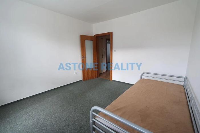 Pronájem bytu 3+1, Praha - Radotín, Kraslická, 84 m2