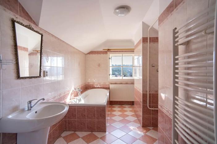 Prodej rodinného domu, Úpice, A. Bunzla, 219 m2