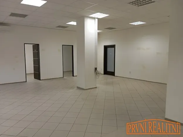Pronájem obchodního prostoru, Uherský Brod, Bří Lužů, 72 m2