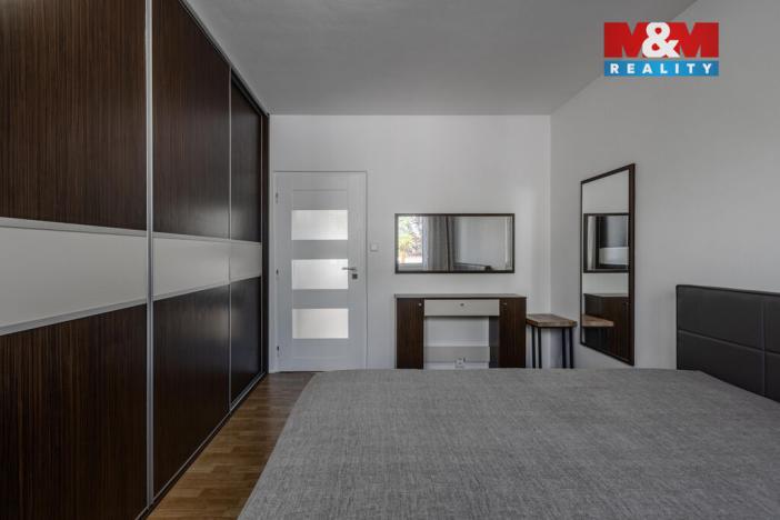 Prodej bytu 3+1, Klatovy - Klatovy III, Pod Hůrkou, 66 m2