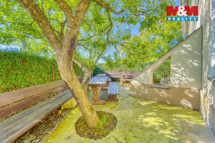 Prodej obchodního prostoru, Hradec Králové - Svinary, Podhůrská, 633 m2