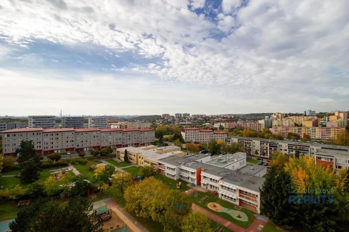 Pronájem bytu 1+kk, Praha - Černý Most, Doležalova, 34 m2