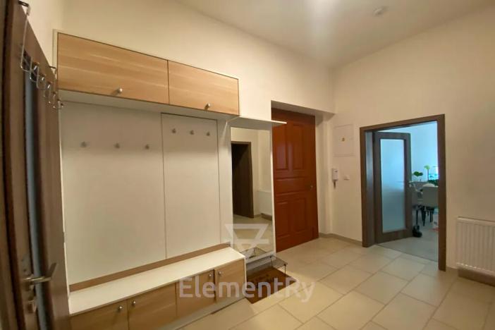 Pronájem bytu 2+kk, Hradec Králové, Komenského, 65 m2