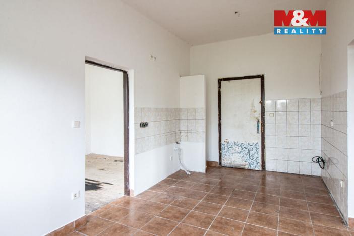 Prodej bytu 2+1, Újezd pod Troskami, 65 m2