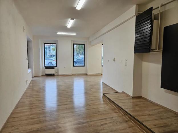 Pronájem obchodního prostoru, Brno, Mendlovo náměstí, 91 m2