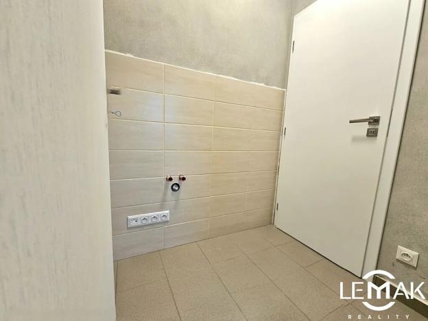 Pronájem komerční nemovitosti, Drahanovice, 9 m2