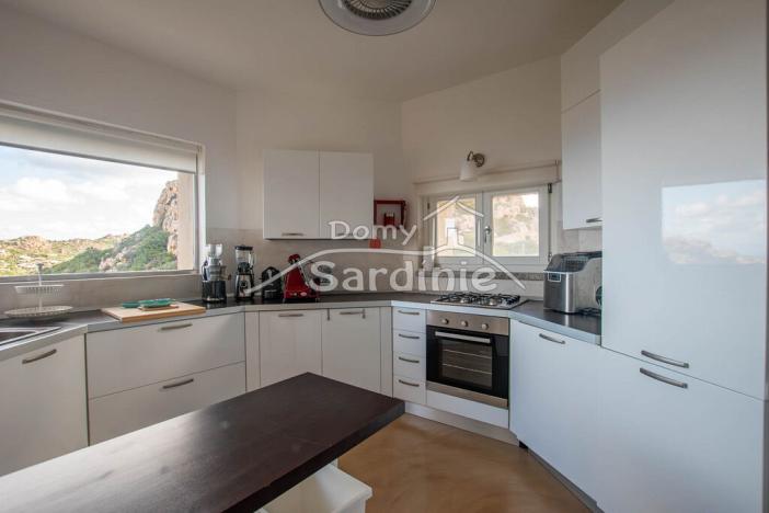 Prodej domu, Costa Paradiso, Sardinie, Itálie, 392 m2