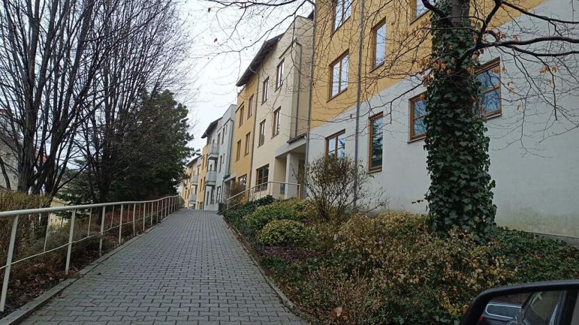 Prodej bytu 3+kk, Praha - Břevnov, Hošťálkova, 92 m2