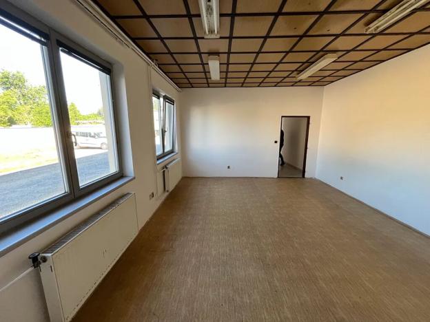 Pronájem kanceláře, Ivanovice na Hané, Rostislavova, 156 m2