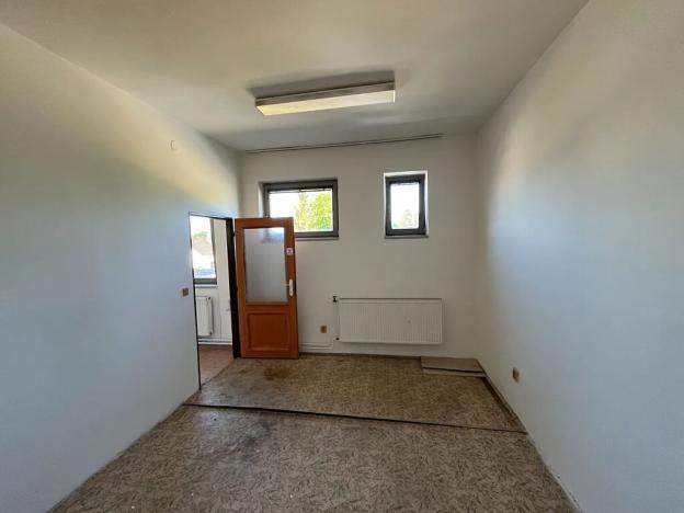 Pronájem kanceláře, Ivanovice na Hané, Rostislavova, 156 m2