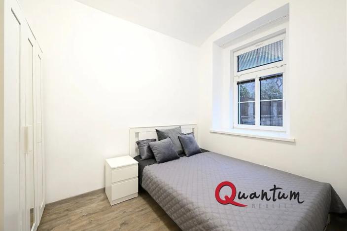 Pronájem bytu 1+1, Praha - Podolí, Sinkulova, 27 m2