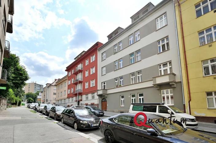 Pronájem bytu 1+1, Praha - Podolí, Sinkulova, 27 m2