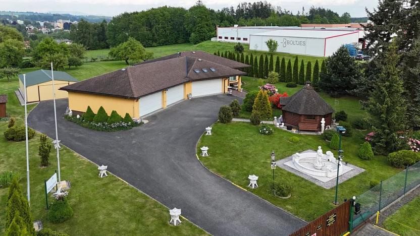 Prodej obchodního prostoru, Červený Kostelec, 149 m2