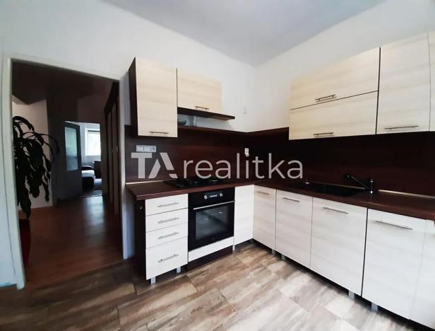 Pronájem bytu 2+1, Karviná, Havířská, 58 m2