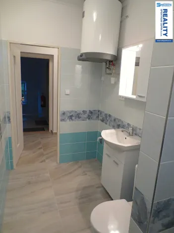 Pronájem bytu 2+kk, Kamenný Újezd, 5. května, 42 m2