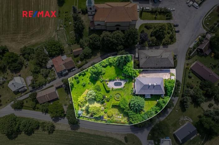 Prodej rodinného domu, Včelákov, 358 m2