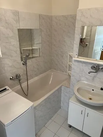 Pronájem bytu 2+1, Praha - Vinohrady, Mrštíkova, 63 m2