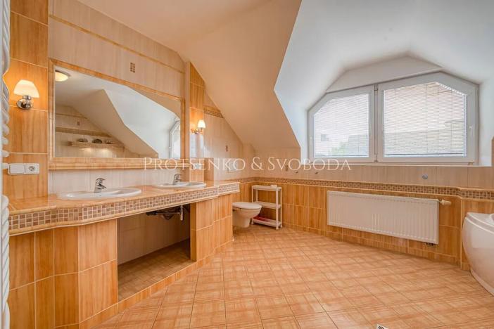 Prodej rodinného domu, Praha - Řepy, Gallašova, 320 m2