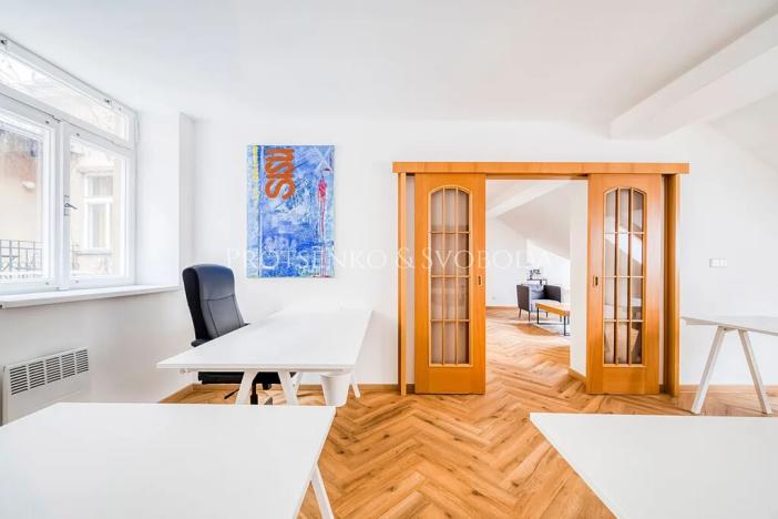 Pronájem bytu 2+kk, Praha - Staré Město, Ovocný trh, 81 m2