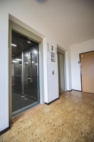 Pronájem bytu 2+kk, Praha - Strašnice, Průběžná, 45 m2