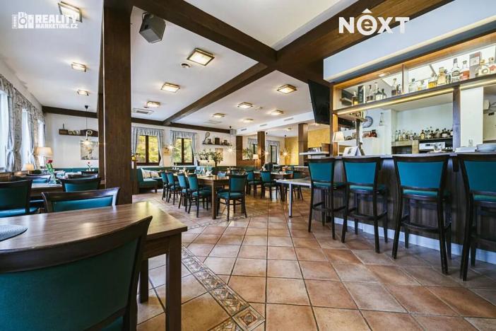 Prodej restaurace, Račice-Pístovice, 304 m2